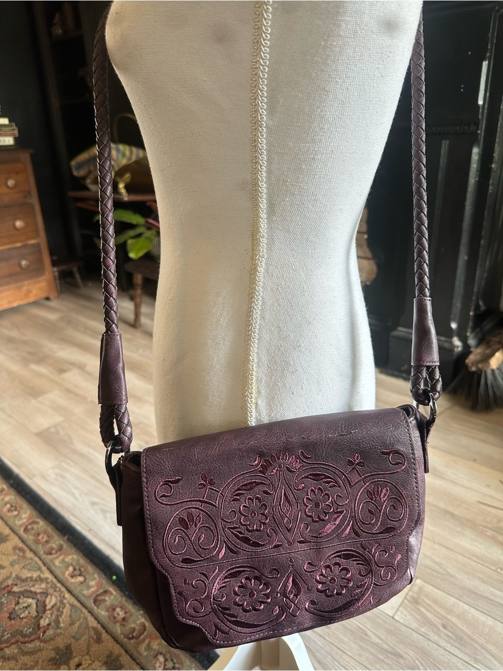 Circus by Sam Edelman Embossed Floral Crossbody in Wine